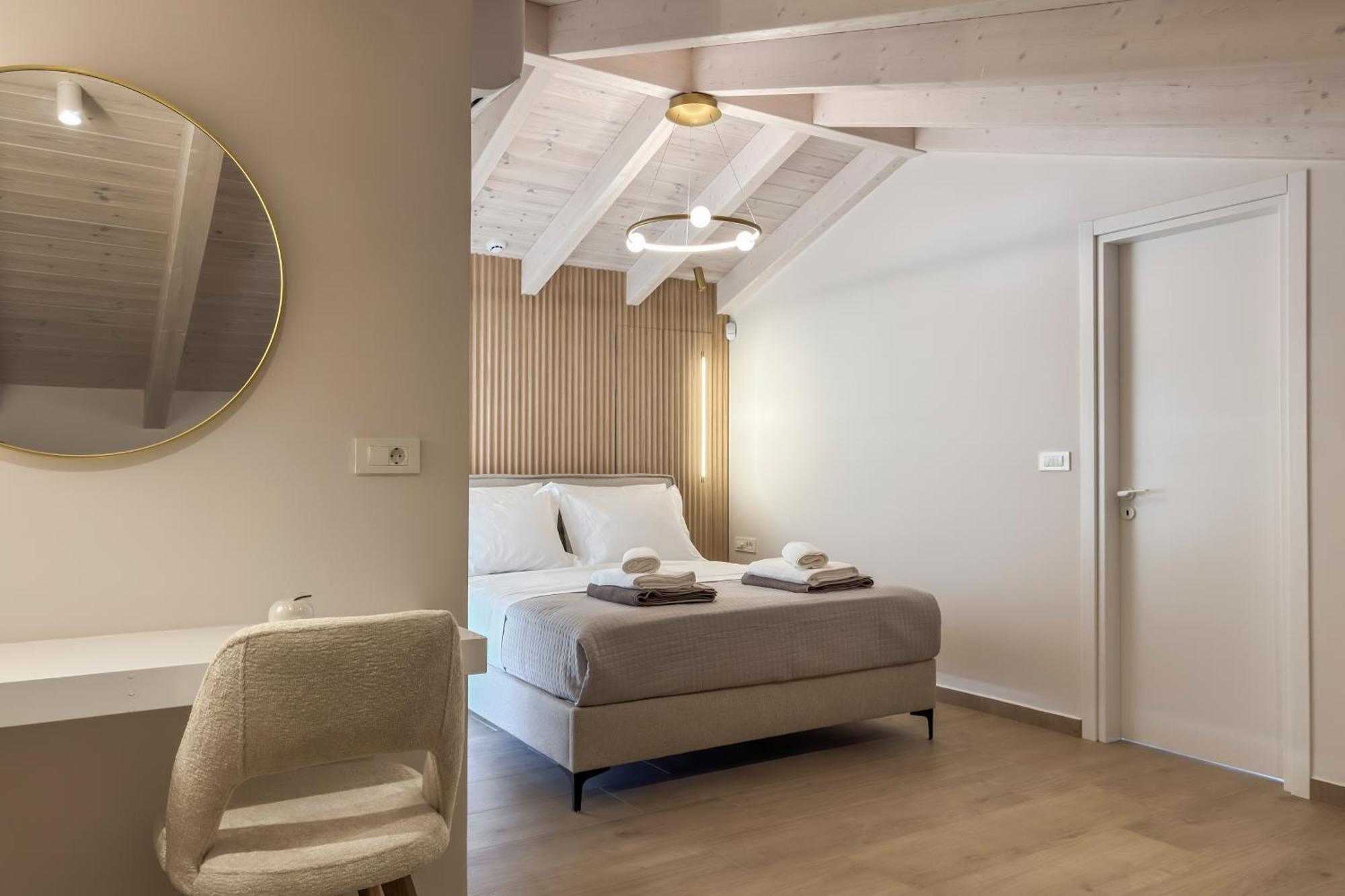 Orama Luxury Apartment *