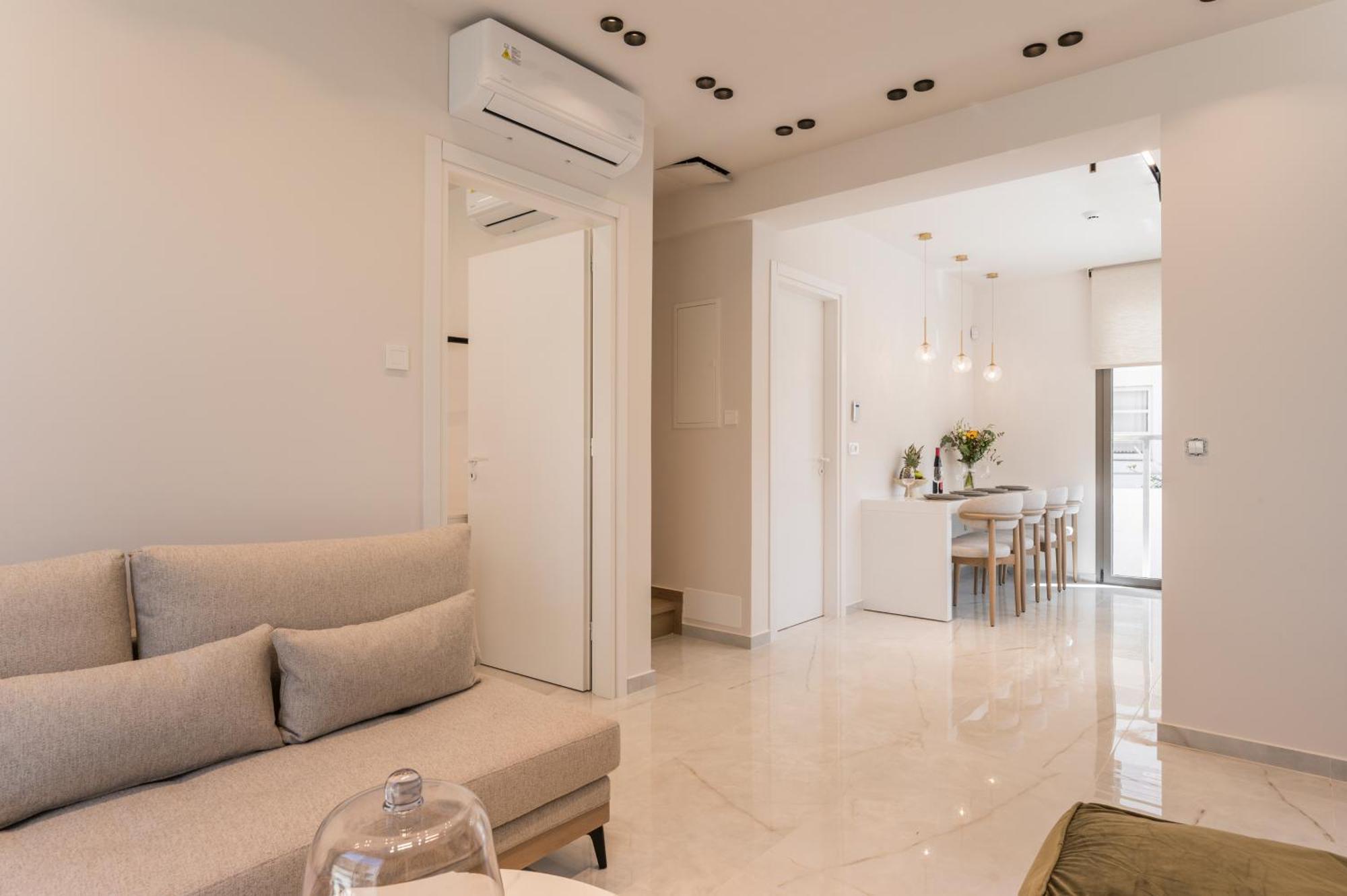 Orama Luxury Apartment